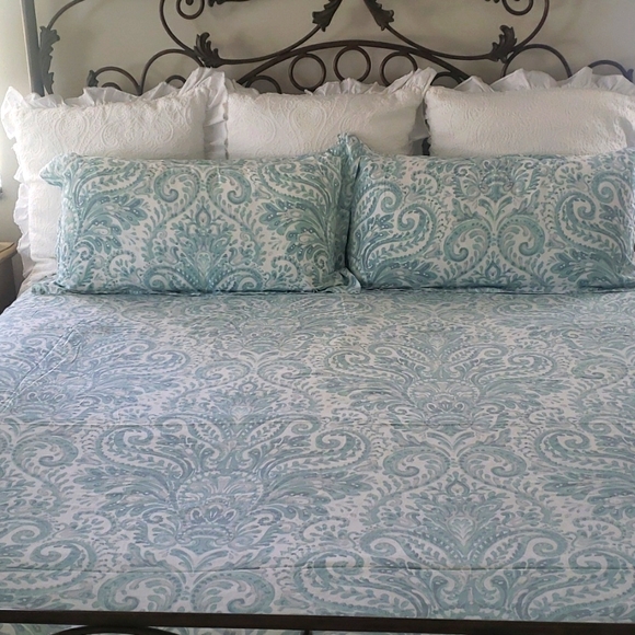 Tahari Bedding Tahari King Duvet Cover With Shams Poshmark